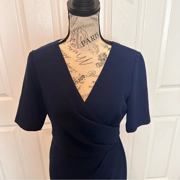 ADRIANNA PAPELL V-Neck Side Ruched Faux Wrap Navy Dress Size 4 Retail $160 - Picture 6 of 15
